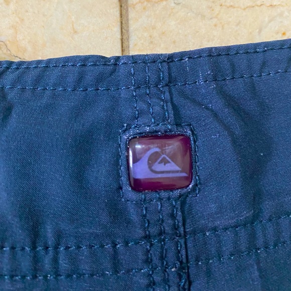 Retro Quicksilver 10” Board Shorts - Picture 11 of 12